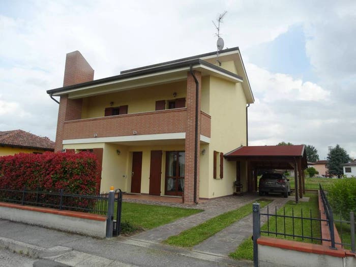 Casa con 6 locali in vendita in Via della Repubblica, Guarda Veneta