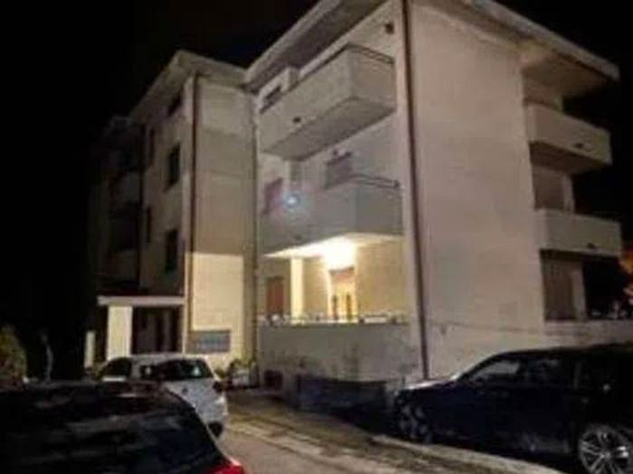 Appartamento quadrilocale in vendita in Via Papa Giovanni Xxiii, Centro, Serra Sant'Abbondio