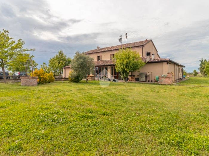 Casa con 6 locali in vendita in Via del Mare, Sala, Cesenatico