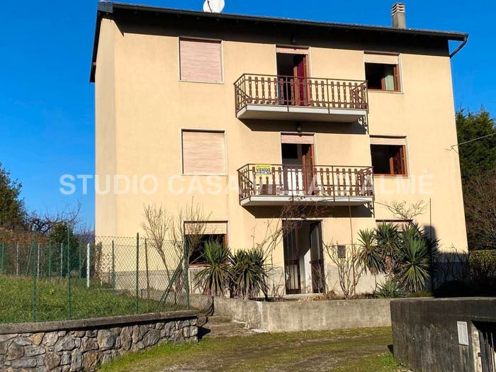 Casa con 5 locali in vendita in Via IV Novembre, Camoneone, Capizzone