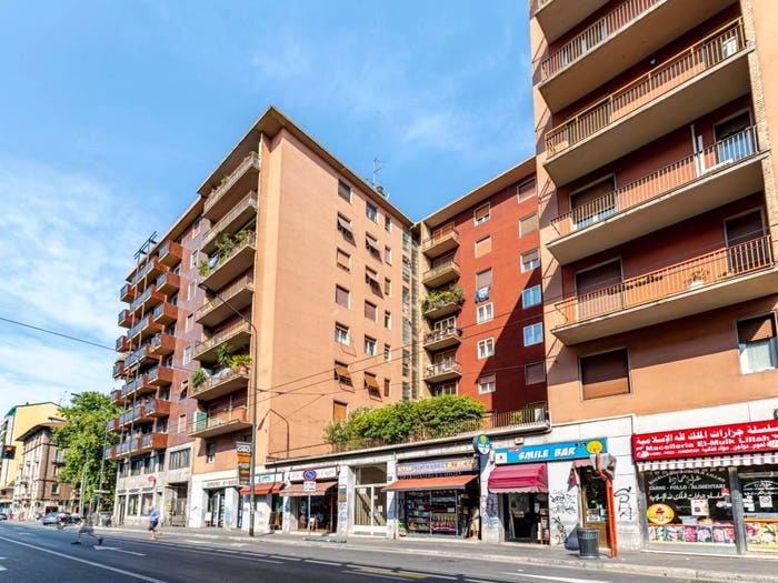 Appartamento trilocale in vendita in Viale Monte Ceneri, Certosa, Milano