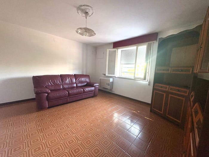 Casa con 6 locali in vendita in Via Vallelunga, Casaglia, Ferrara
