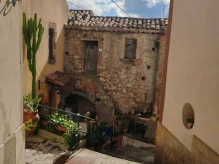Casa in vendita in Vicolo Andaloro, Centro, Roccavaldina