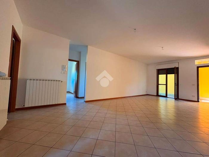 Appartamento con 5 locali in vendita in Via Collina, Fossato di Vico