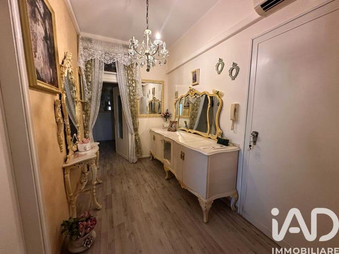 Appartamento quadrilocale in vendita in Via Del Mercato, Centro, Mirandola