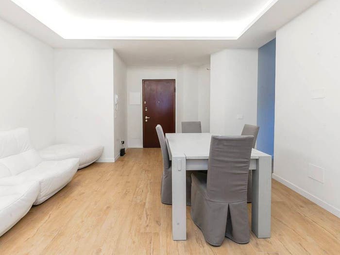Appartamento trilocale in vendita in Via Pellegrino Rossi, Affori, Milano