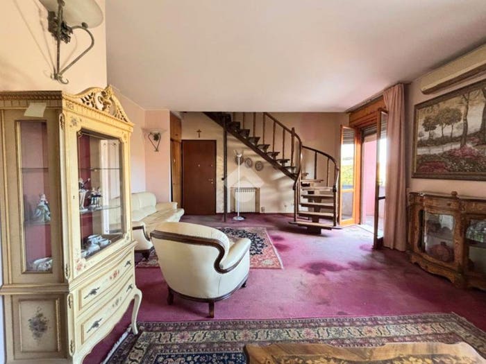 Appartamento con 5 locali in vendita in Via G Matteotti, Centro, Poggio Rusco