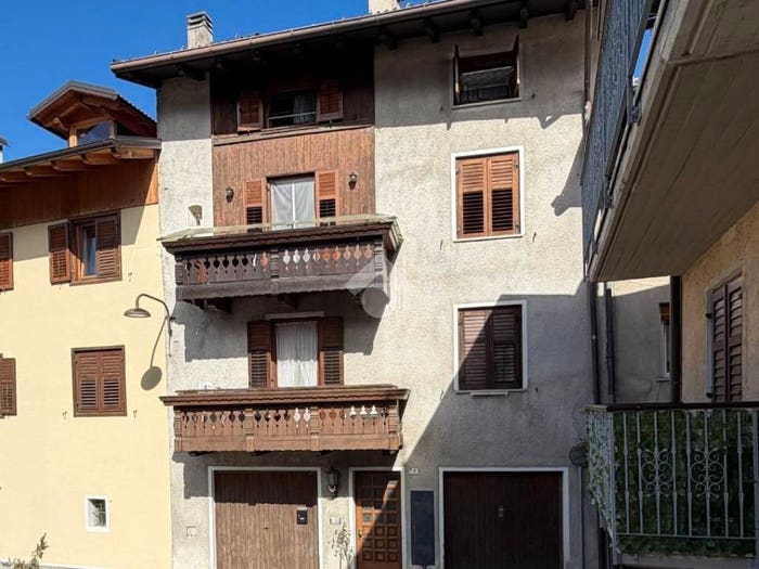 Appartamento trilocale in vendita in Via San Rocco, Centro, Spormaggiore