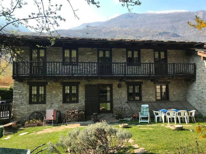 Casa con 6 locali in vendita in Via Alla Stazione, Exilles