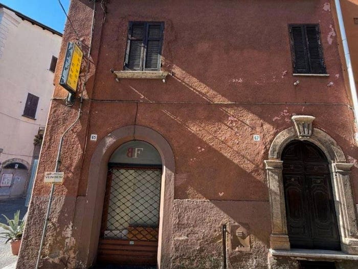 Casa trilocale in vendita in Via Consolare, Centro, Ferentino