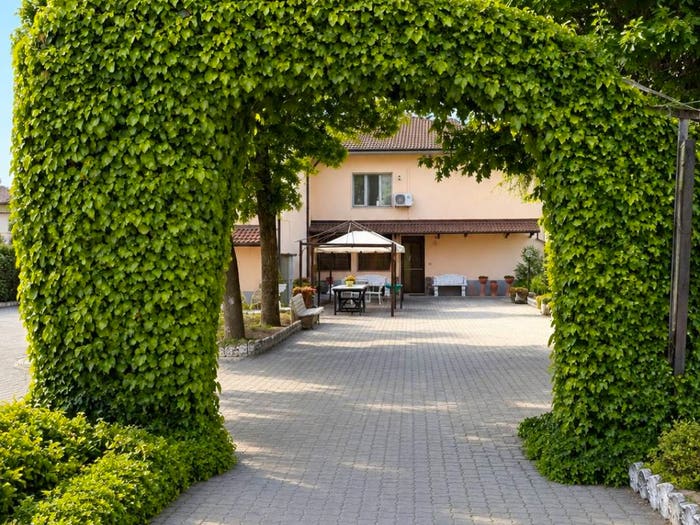 Casa con 6 locali in vendita in Via Giovanni Santini, Centro, Garlasco