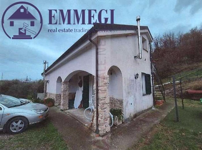Casa con 6 locali in vendita in Regione Costa di Borgo, Albenga