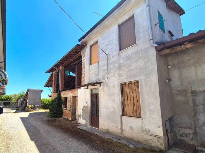 Casa bilocale in vendita in Via IV Novembre, Genzone, Corteolona e Genzone