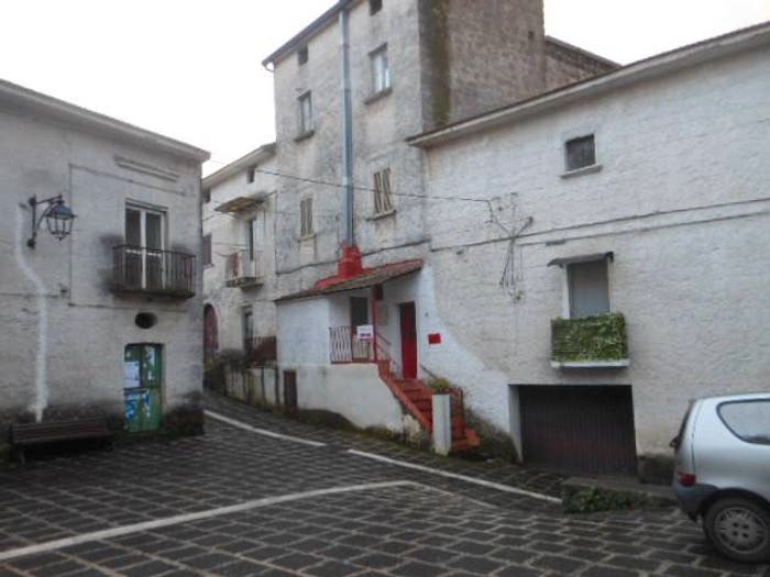 Casa con 5 locali in vendita in Via Pendino, Vaglie, Galluccio