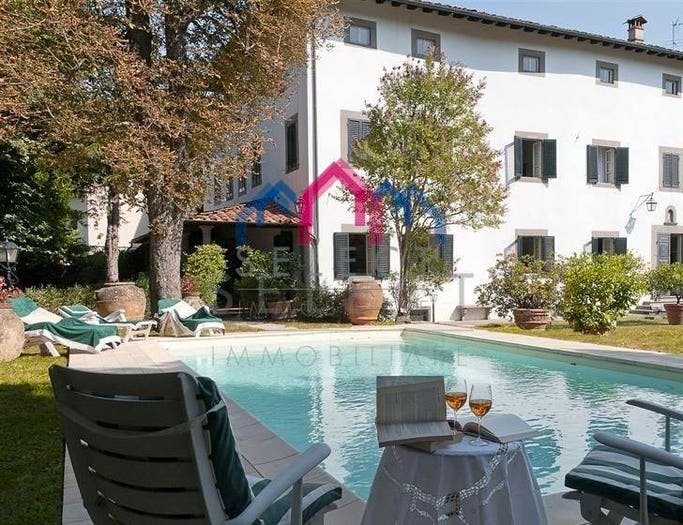 Casa con 6 locali in vendita in Centro, Bagni di Lucca