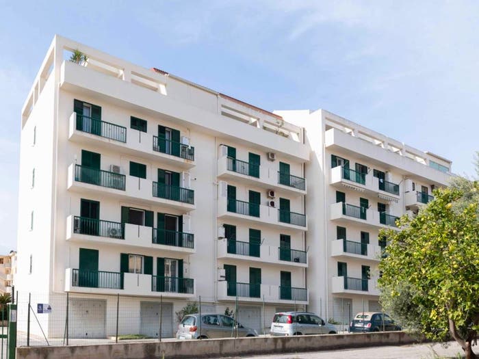 Appartamento con 5 locali in vendita in Viale dei Fiori, Centro, Scicli