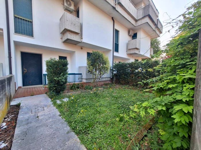 Casa con 6 locali in vendita in Via Roma, Centro, Camisano Vicentino