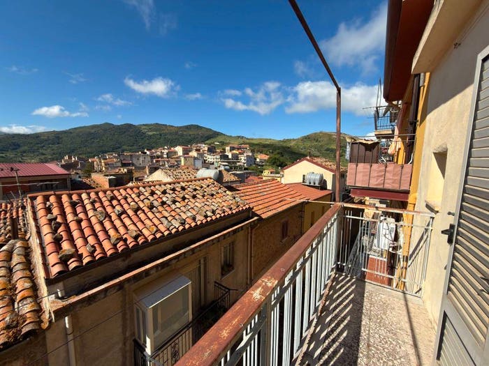 Casa quadrilocale in vendita in Via Vento, Centro, Tusa