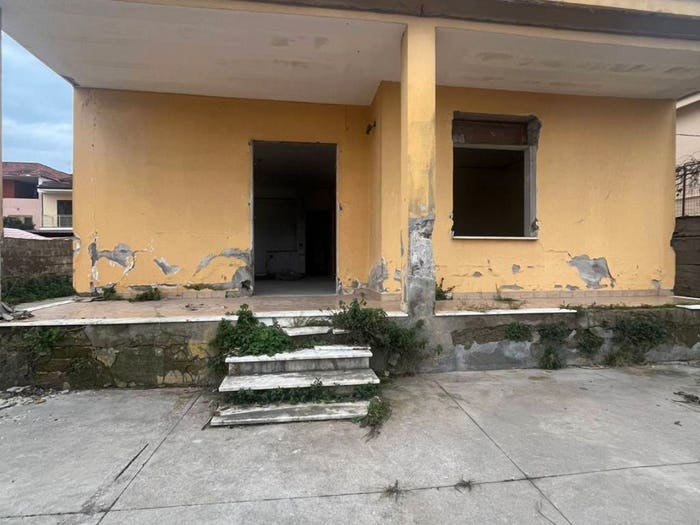 Casa in vendita in Via Verona, Pinetamare, Castel Volturno
