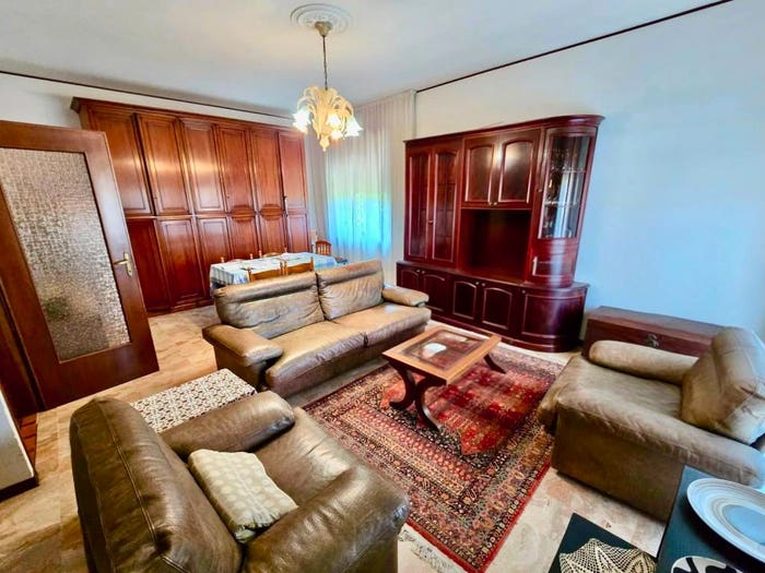 Casa quadrilocale in vendita in Via Monte Bianco, Centro, Castel San Giovanni