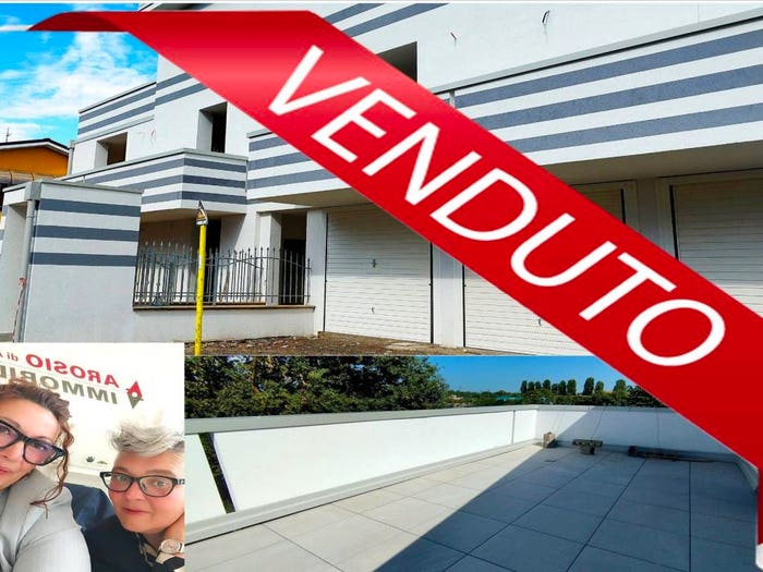 Appartamento trilocale in vendita in Via Rodolfo Fumagalli, Bernate La Ca', Arcore