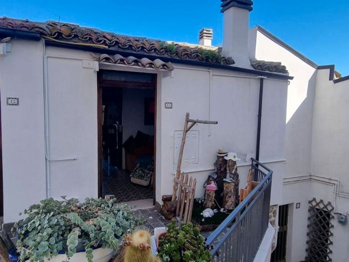 Appartamento trilocale in vendita in Via Piazza Nuova Vico, Centro, Gissi