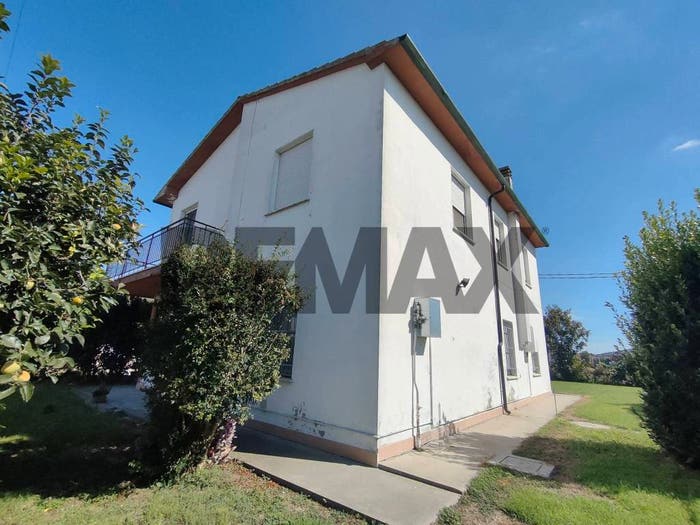 Casa con 6 locali in vendita in II giugno, Cologna, Riva del Po