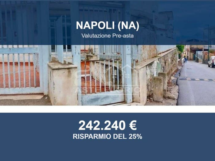 Appartamento con 6 locali in vendita in Via Due Portoni, Chiaiano Piscinola, Napoli