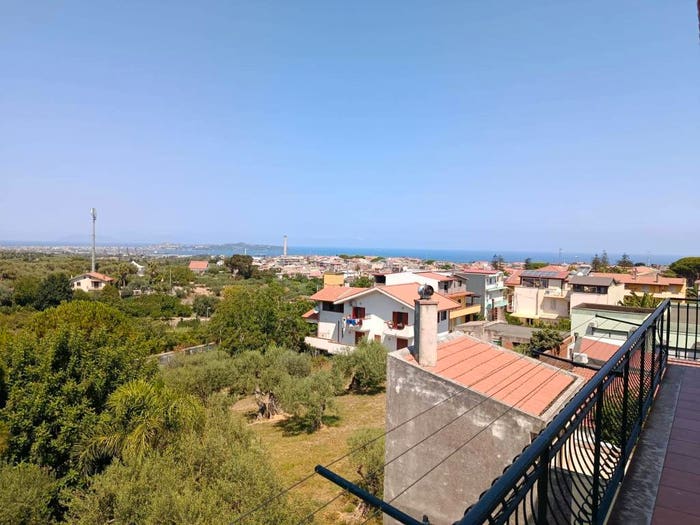Appartamento con 5 locali in vendita in Via Don Silvio Cucinotta, Centro, Pace del Mela