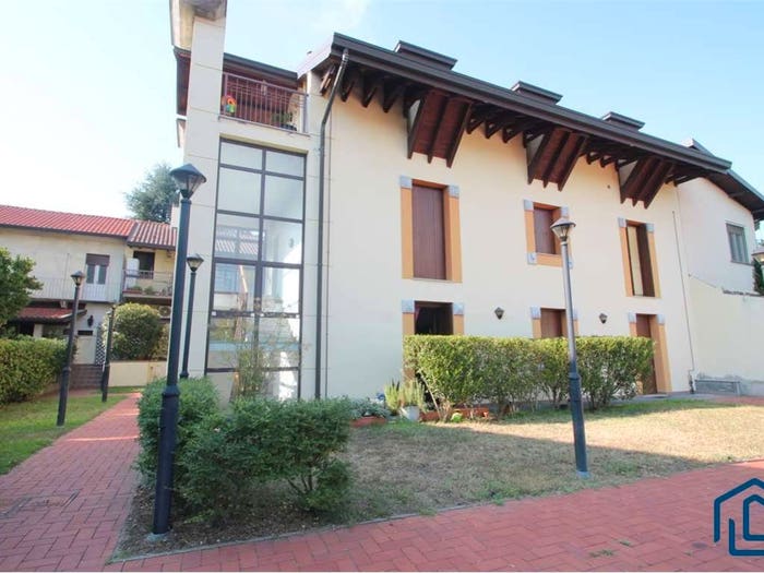 Appartamento bilocale in vendita in Via don Caprotti a, Centro, Castano Primo