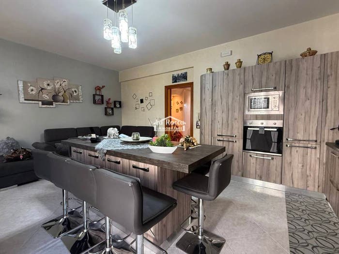 Appartamento con 6 locali in vendita in Via Giovan Battista Palazzotti, Contrada Sant'Anna, Alcamo
