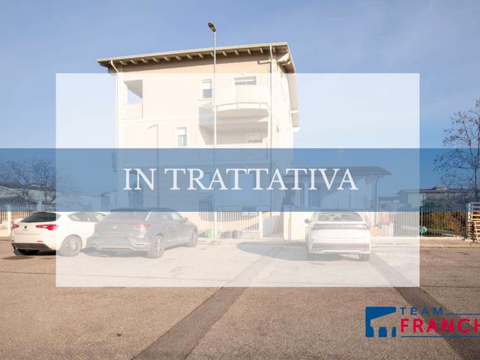 Appartamento trilocale in vendita in Via A Premi, Centro, Gambara