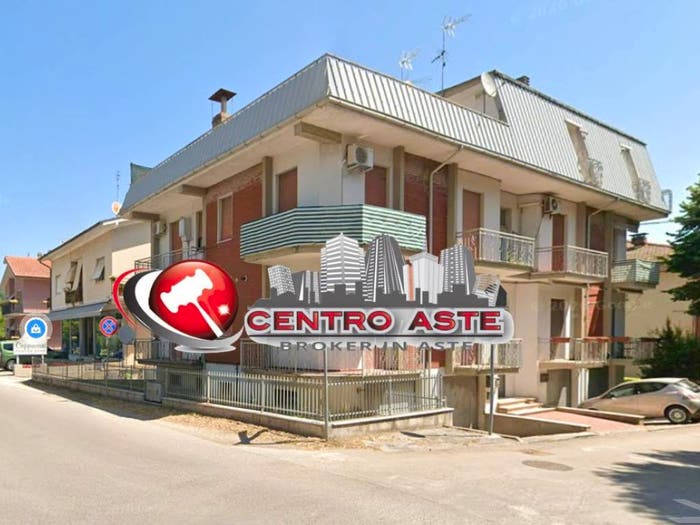 Appartamento con 5 locali in vendita in Via Milano Fermignano PU Italia, Centro, Fermignano
