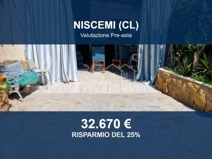 Appartamento con 6 locali in vendita in Contrada Vituso sn, Niscemi