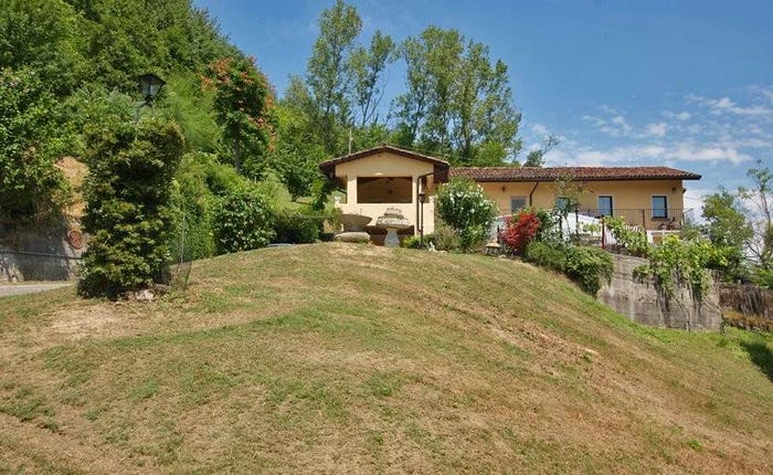 Casa trilocale in vendita in Dogliani