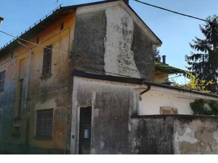 Casa trilocale in vendita in Via Montelegna, Centro, Rosasco