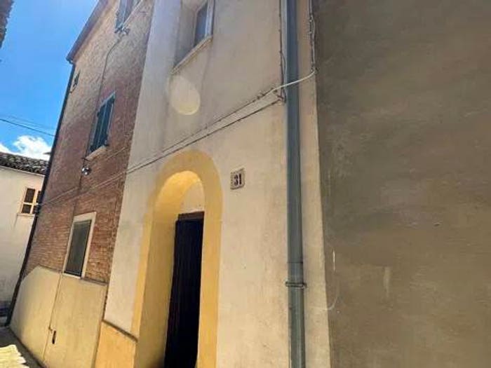 Casa trilocale in vendita in Via Ruella, Centro, Pollutri