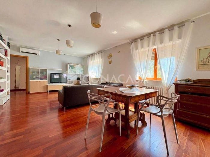 Appartamento quadrilocale in vendita in Centro, Matera