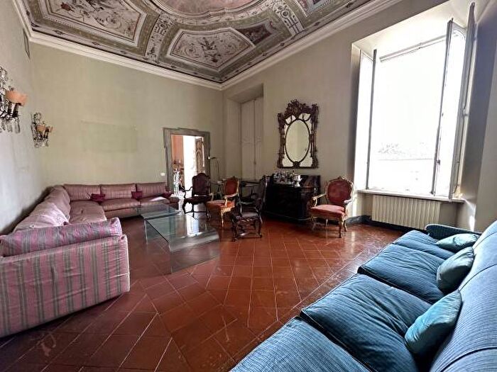 Appartamento con 6 locali in vendita in Corsi, Ancona
