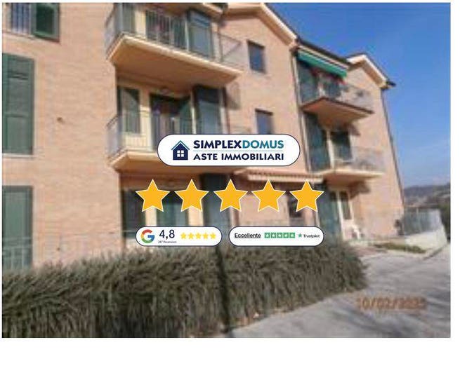 Appartamento con 5 locali in vendita in Contrada Palombara, Piane Di Montegiorgio, Montegiorgio