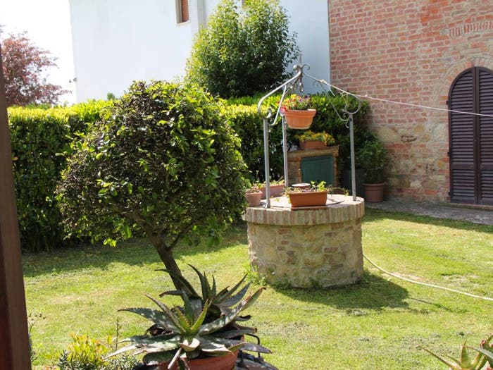 Casa con 6 locali in vendita in Via Cupa Acquaviva, Montepulciano
