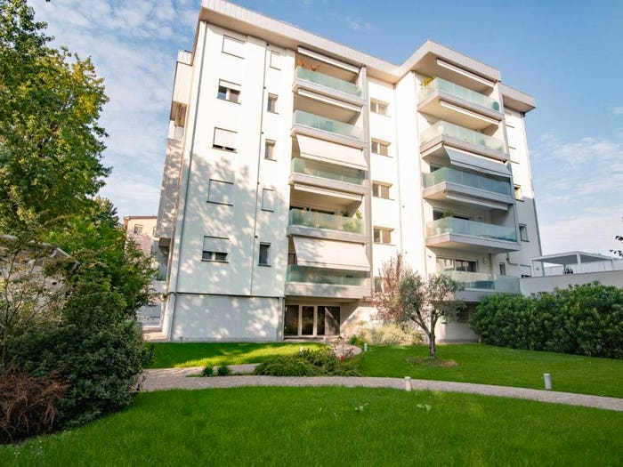 Appartamento trilocale in vendita in Viale Papa Giovanni XXIII, San Fereolo Albarola Faustina, Lodi