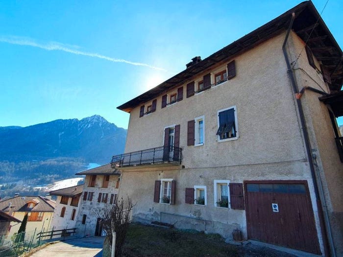 Casa con 6 locali in vendita in Via Piave, Centro, Tione di Trento