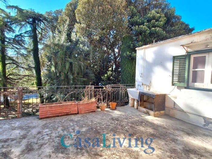 Appartamento con 6 locali in vendita in Corso Calatafimi, Calatafimi Alta, Palermo