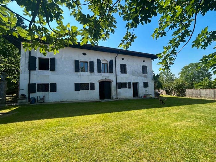 Casa con 6 locali in vendita in Via Castellana, Faedis