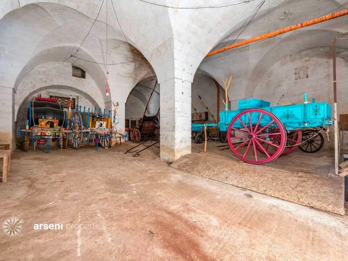 Casa con 6 locali in vendita in Via Osanna, Noha, Galatina