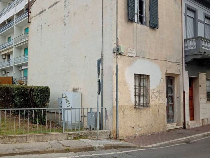Casa con 5 locali in vendita in Piazza Brin, Darsena Ex Campo di Aviazione, Viareggio