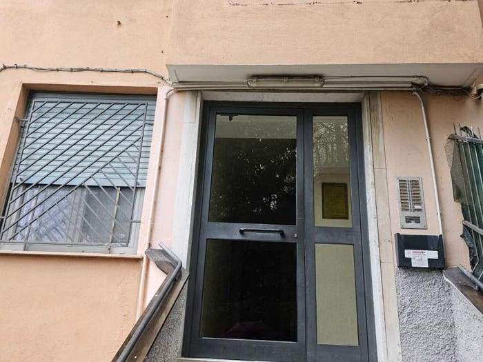 Appartamento trilocale in vendita in Via Santa Cristina, Sestri Ponente, Genova
