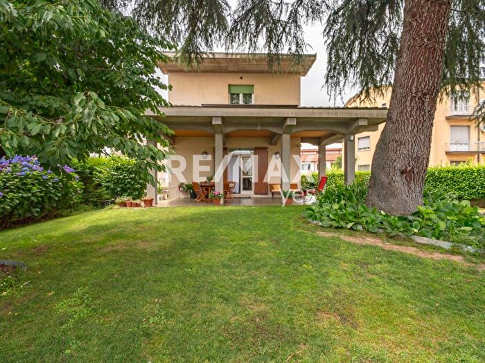 Casa con 6 locali in vendita in Via Armando Diaz, Centro, Sant'Angelo Lodigiano