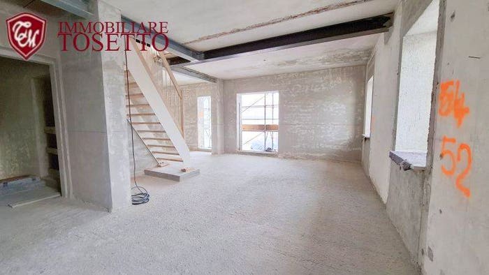 Casa con 6 locali in vendita in Borgo Berga, Vicenza